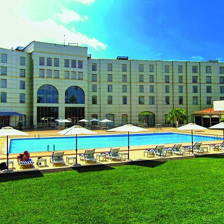 Bisila Palace Malabo Buitenkant foto